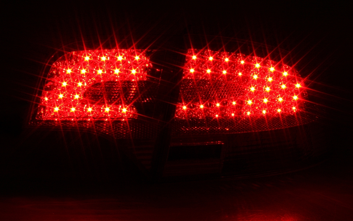 LED Rückleuchten für Audi A4 B7 Limo in Rot Smoke