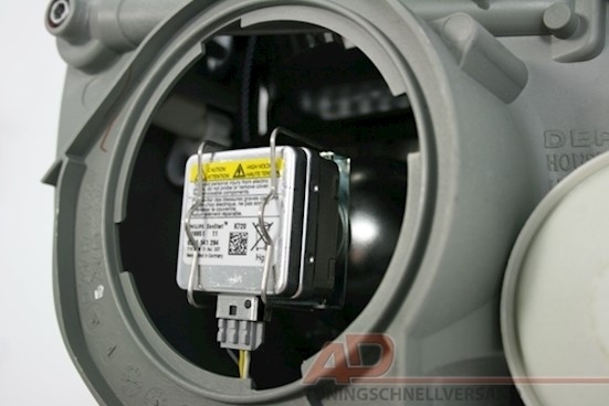 Xenon Scheinwerfer Set für Mercedes W208 in Chrom