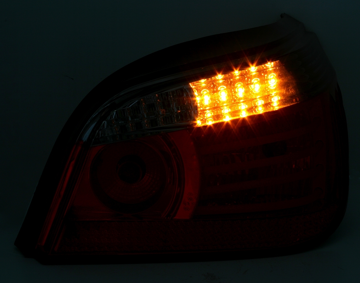 LED Rückleuchten für 5er BMW E60 Limo in Rot-Weiß