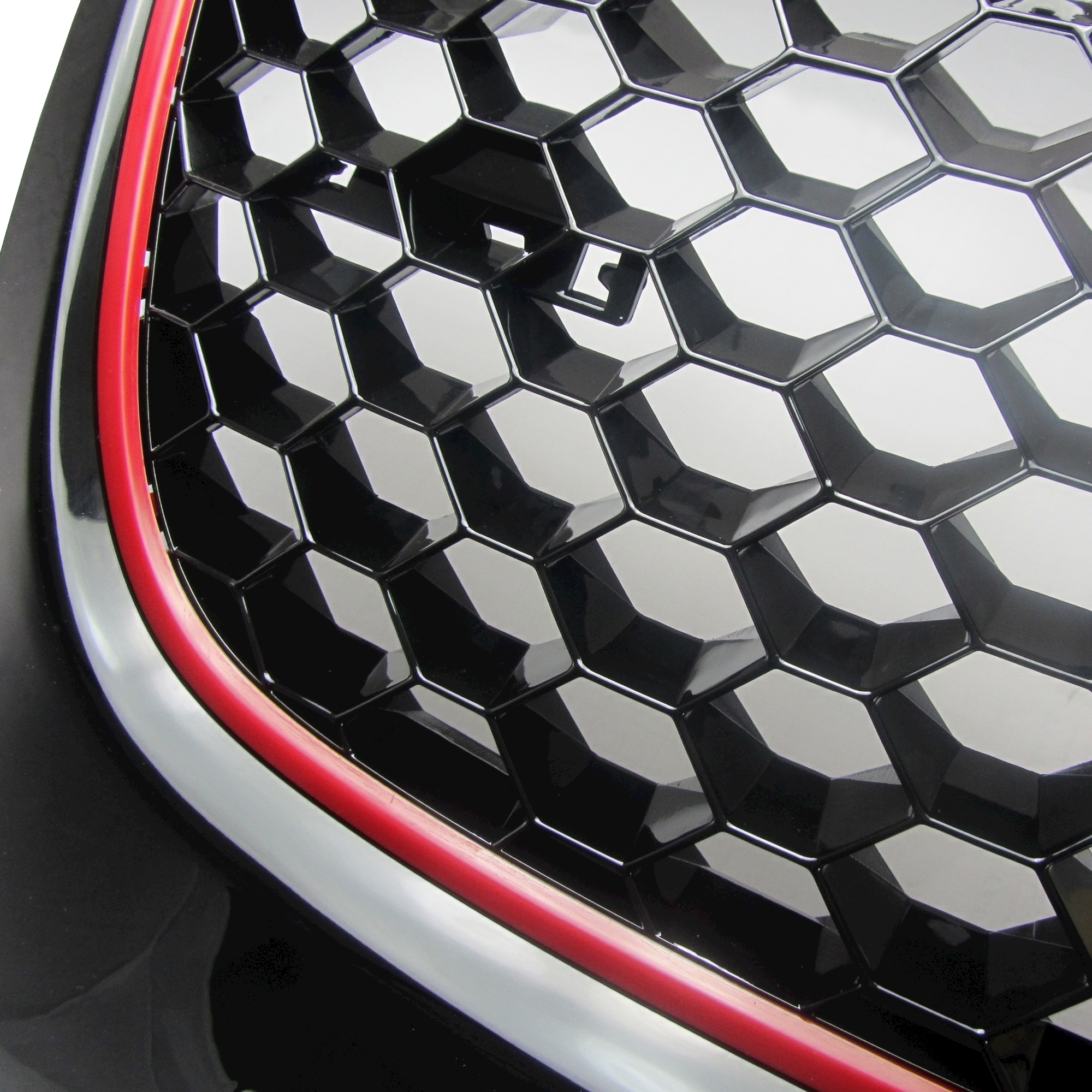 Kühlergrill für VW Golf 5, mit roter Umrandung