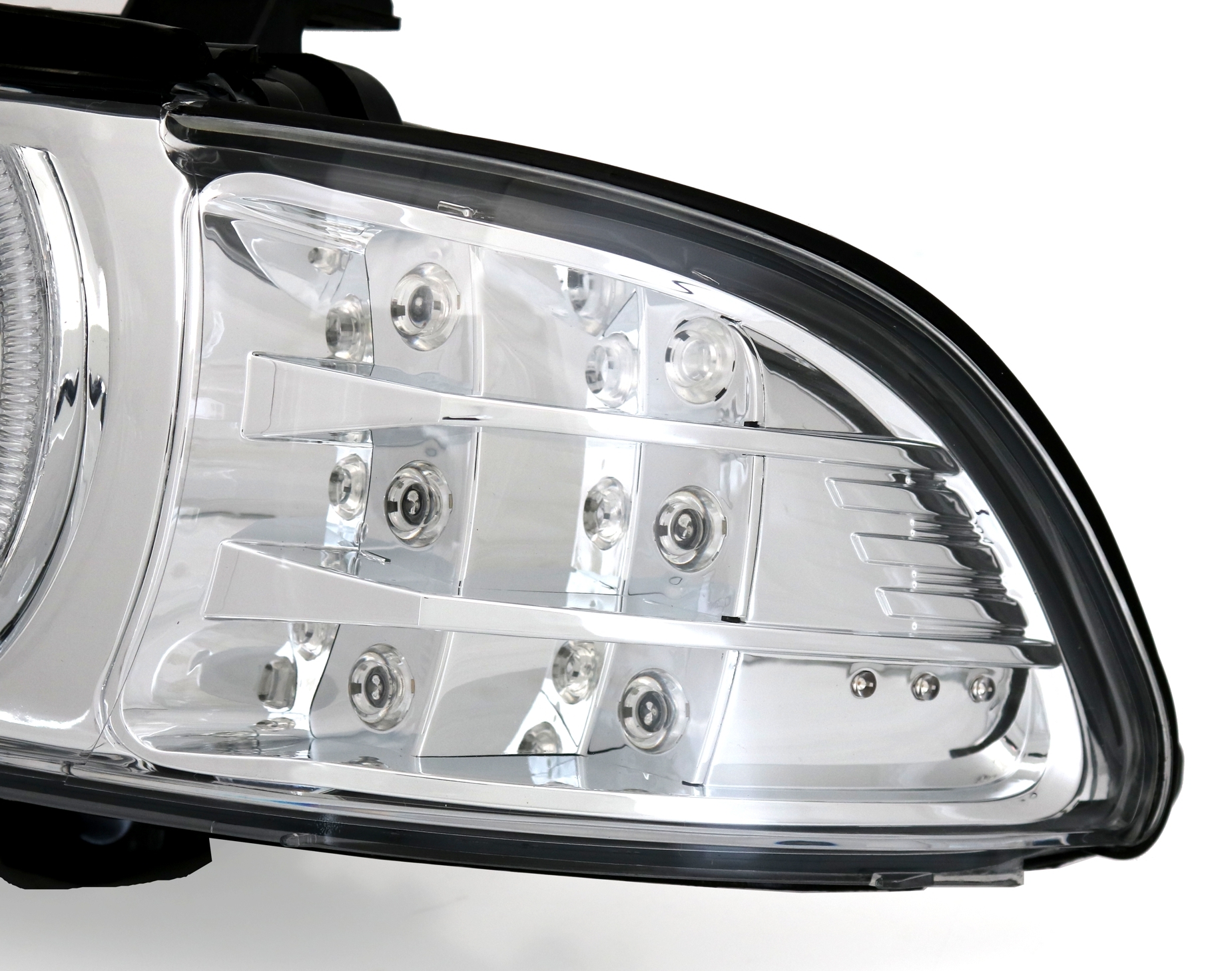 Angel Eyes Scheinwerfer für 5er BMW E39 in Chrom