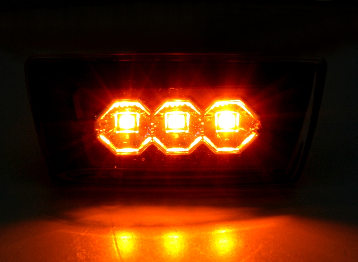 LED Seitenblinker für Opel Astra H in Schwarz