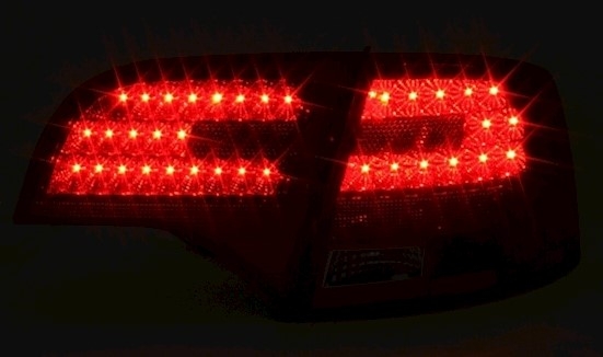 LED Rückleuchten für Audi A4 B7 Avant in Rot-Smoke