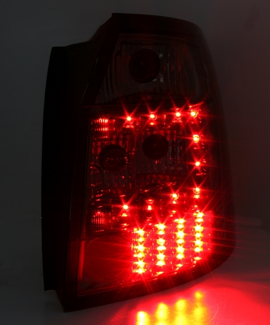 LED Rückleuchten für Audi A4 8E Avant in Rot-Weiß