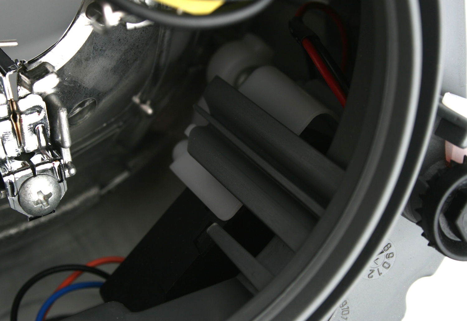 Scheinwerfer für Ford Fiesta MK6 / links