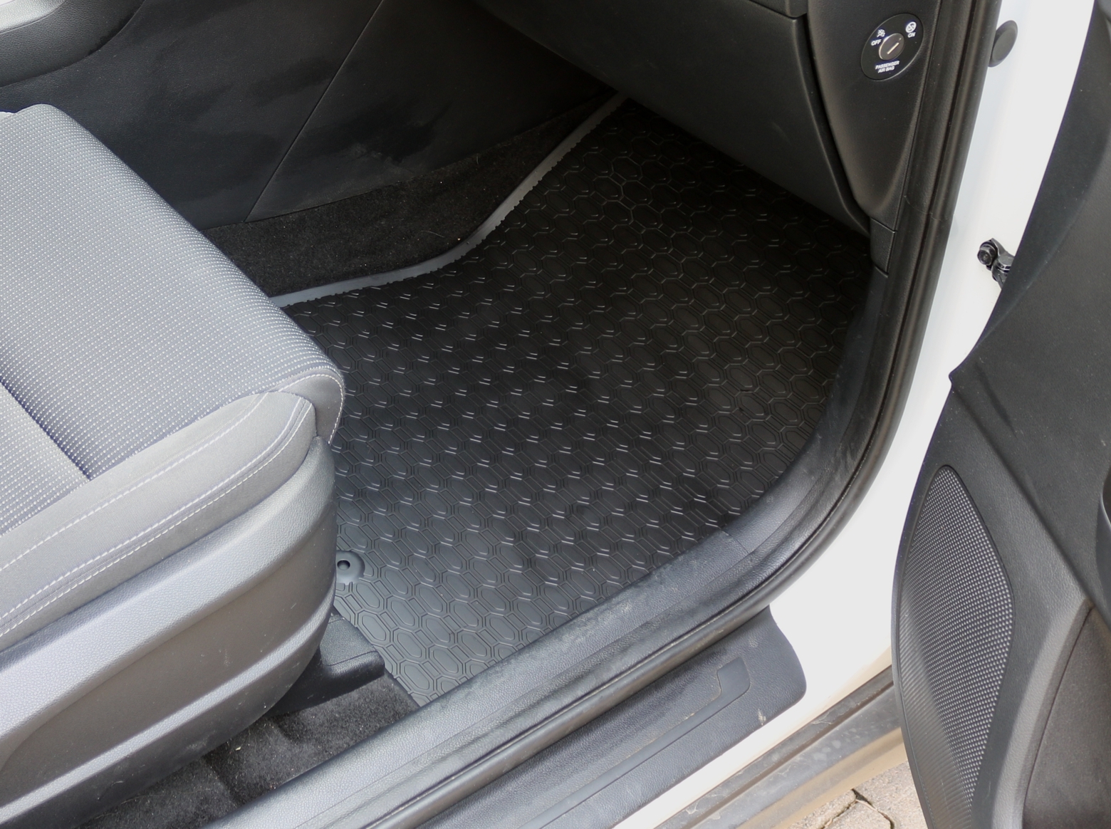 Gummifußmatten für Peugeot 307